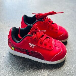 Puma Kids Roma Sneakers in Red with Black Lining